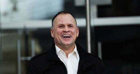 Taxi driver who assaulted clamper claims jury 'dined with State' with subsidised lunch