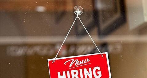 Nearly 1 in 4 employers expect to increase hiring in 2026