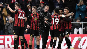 Eberechi Eze scores winner against former club Palace to boost Arsenal lead Eberechi Eze scores winner against former club Palace to boost Arsenal lead