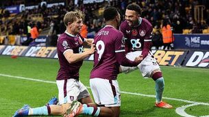 Aston Villa beat Manchester City to maintain winning Premier League run Aston Villa beat Manchester City to maintain winning Premier League run