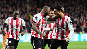 Sunday’s briefing: Sunderland end Arsenal run and Wolves close on new boss Sunday’s briefing: Sunderland end Arsenal run and Wolves close on new boss