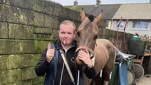 'Sadistic' criminal bit ex-girlfriend and kept machine gun at home is jailed