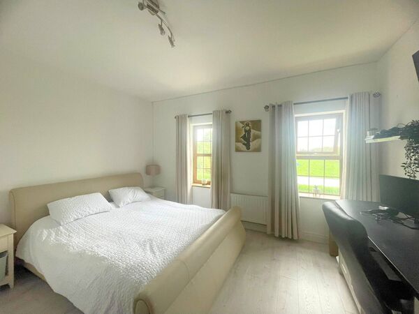 The property has six en-suite bedrooms.