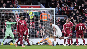 Late Bart Verbruggen penalty save helps Brighton to victory over Brentford