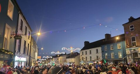 Watch: Hundreds line the streets of Roscommon for switching on of the Christmas lights
