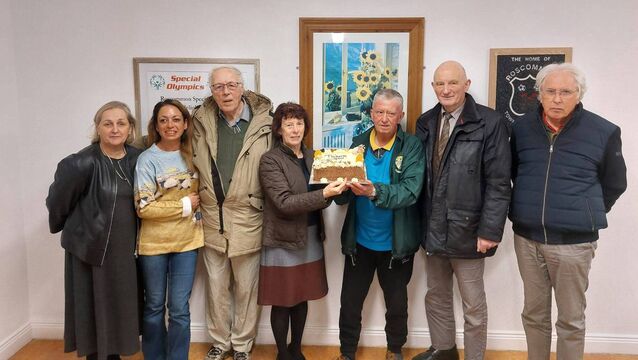 <p>The AGM of Comhaltas Ros Comáin was held in the Roscommon Community Sports Park. After 15 years of dedicated service Peadar Ó Breandúin, pictured here with members, announced his decision to step down as Cathaoirleach.</p>