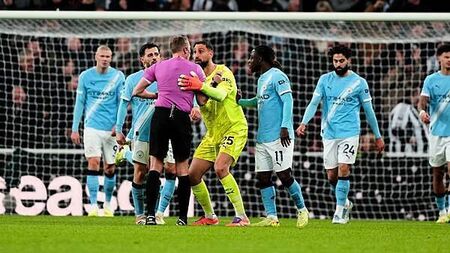 Pep Guardiola feels no need to speak to Gianluigi Donnarumma about yellow cards