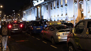 Taxi drivers to stage six-day protest next week