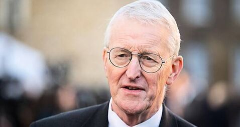 NI Secretary of State accused of ‘burying head in sand’ over Irish border poll