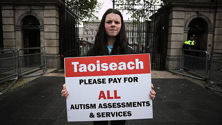 Teen disability activist starts 50-hour sleep-out during Storm Bram