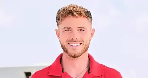 Irish reality TV star hailed a hero after Bondi Beach attack