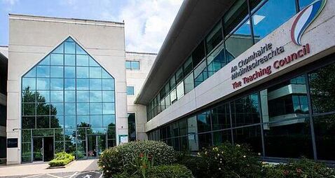 Principal involved in 'predatory' conduct with student teacher removed from register of teachers