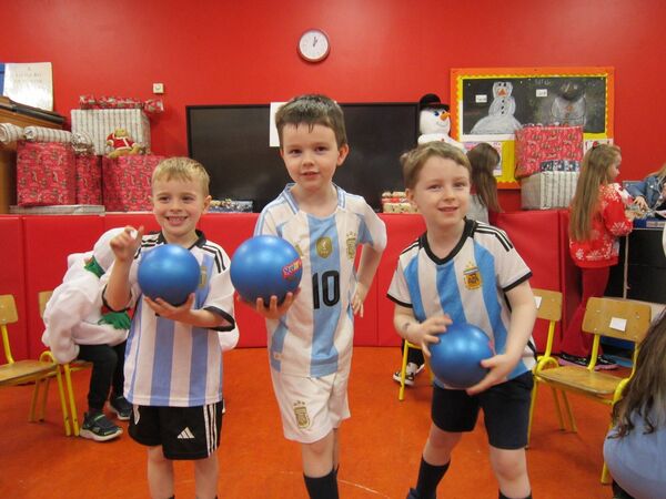 Children from Grange NS, Boyle taking part in their Christmas performance of the 'The Greatest Snowman'.