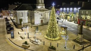 <p>Derek Fetherstone's captured this image of the Market Square in Roscommon Town all lit up for Christmas. Pic: Derek Fetherstone</p>