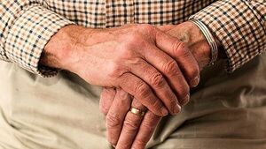 Campaign to encourage supporting older people who may be alone this Christmas