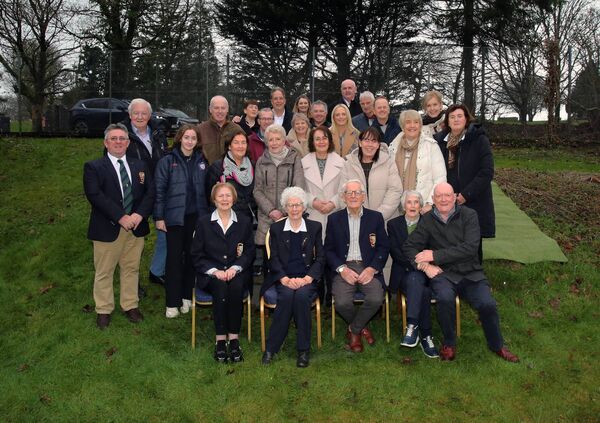 Pictured at a commemorative gathering to honour 1972 committee members from Athlone Golf Club were front row (l-r): Margaret Heavey, Sadie Martin, Aidan O'Carroll, Lilly Hynes (1972 committee members of Athlone Golf Club, Declan Hynes. Second row (l-r): Tommy Reilly, Grace Brosnan, Deirdre O'Sullivan, Wendy Keraon, Eva Rice, Marianne O'Brien, Nicky Kearon, Noreen Collins. Third row (l-r): Eugene Fayne, John Brennan, David Brennan, Ann Fitzgerald, Carla Moran, Niall O'Carroll, Melissa Tallon. Fourth row (l-r): Eleanor Fitzgerald, John Rice, Healy Hynes, Michael Tormey. Fifth row (l-r): Órlaith Reidy, Paul Brosnan. Picture: Padraig Devaney