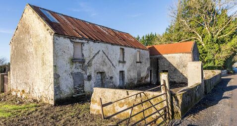Farmyard holding on the market in County Roscommon 