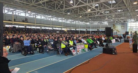 Twenty thousand people shout 'no' to Mercosur 