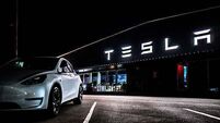 Tesla to open new Dublin showroom as Model 3 price drops to €32,984
