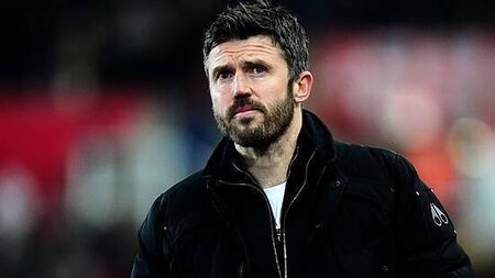 Michael Carrick the frontrunner to take Manchester United caretaker role