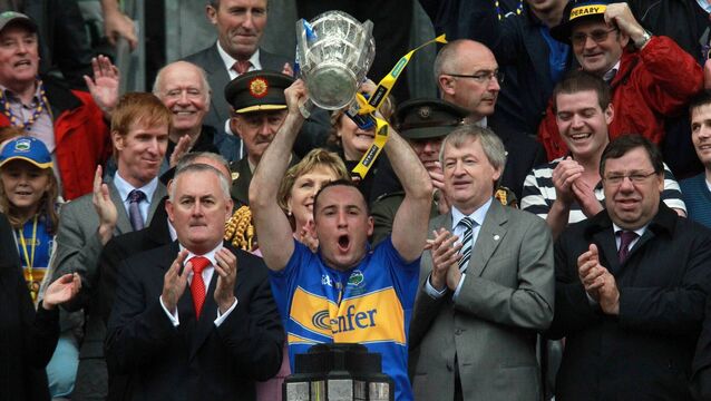 <p>Eoin Kelly, pictured here lifting the Liam McCarthy Cup in 2010, will be the Guest of Honour at Four Roads' Dinner Dance. Picture: INPHO/Donall Farmer</p>