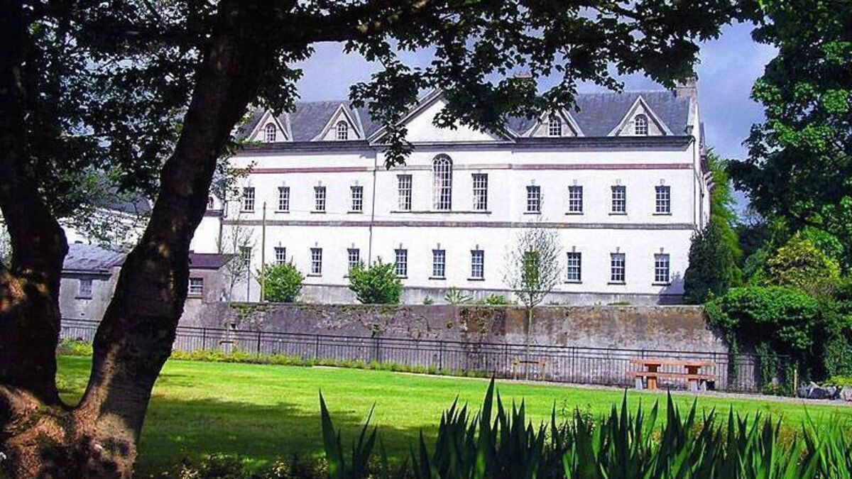 Works to address oil spill contamination at King House continue