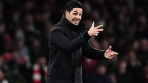 Mikel Arteta accepts Arsenal must show mental strength on pitch after shock loss