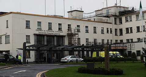 Trolley watch: 660 patients waiting for beds in hospitals