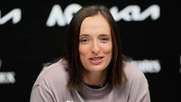 Iga Swiatek backs Coco Gauff’s Australian Open privacy complaints