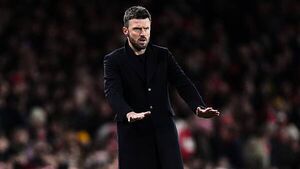 Michael Carrick lacks football knowledge to win titles for Man Utd – Roy Keane