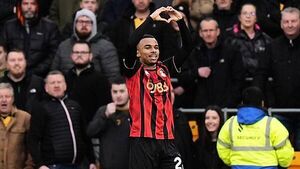 Junior Kroupi and Alex Scott give Bournemouth hard-fought win at Wolves