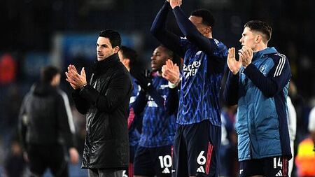 Sunday’s briefing: Arsenal deliver statement victory and Chelsea hit back to win