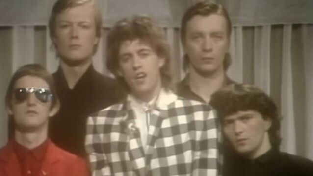 Iconic band announced for Boyle music festival 