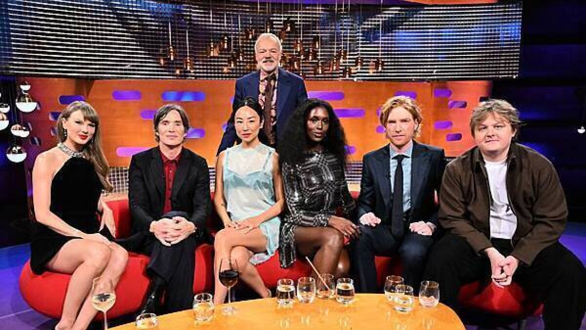 Graham Norton says Taylor Swift video idea came while she was on show’s sofa