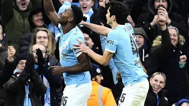 Man City squeeze past stubborn Salford to reach FA Cup fifth round