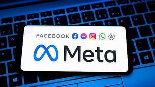 Taoiseach leads tributes after death of songwriter Johnny Duhan Taoiseach leads tributes after death of songwriter Johnny Duhan