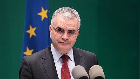 Third of hot school meals do not meet basic nutritional standards – minister