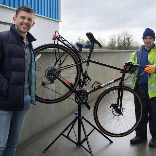 Huge congratulations to Fergal Guihen on an absolutely epic achievement, cycling from Roscommon to Australia. Before setting off, Fergal’s bike got the once-over from Liam Fox and Roscommon Sports Partnership CEO Noel Feeley a small contribution that helped get Fergal all the way down under! After travelling through 28 countries, Fergal has officially arrived in Sydney by bike. This was an incredible journey that raised vital funds for the Mayo Roscommon Hospice Foundation and NorthWest STOP suicide prevention services. 