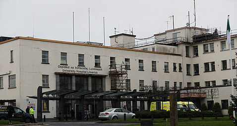 Hospital overcrowding: Nearly 120 people waiting for beds in UHL