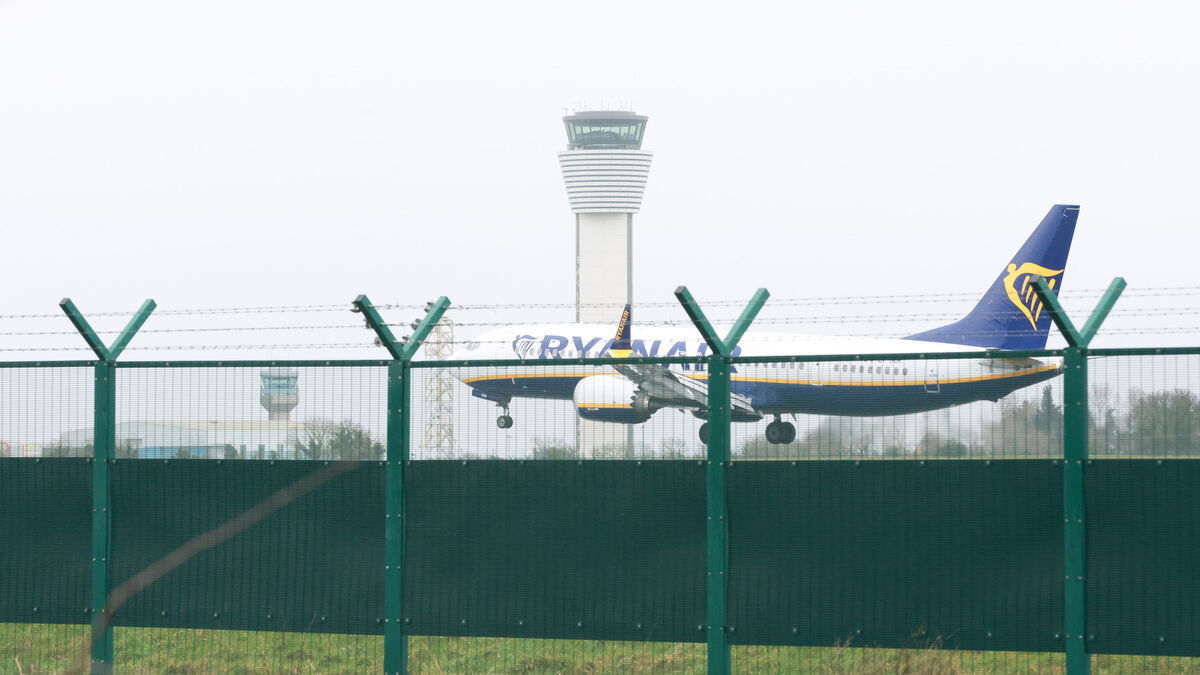 Fallon's Town Talk: Irony of removal of Dublin Airport cap won’t be lost on turf-cutters