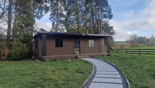 Externally, the home includes a covered outdoor entertaining area. 