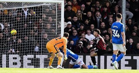 Evanilson earns Bournemouth a point against Sunderland