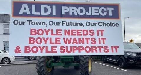 Watch: Boyle votes with its feet in support of Aldi project as rally attracts large crowd 