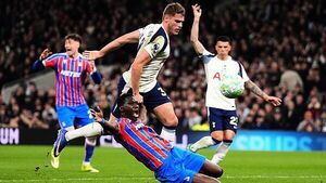 Red card costly as Tottenham slip to fifth successive defeat