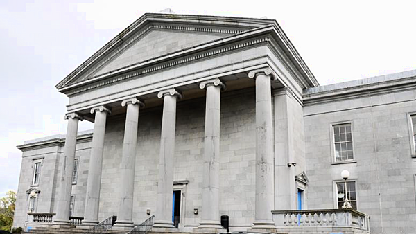 Former Dublin retail worker pleads guilty over €620k cannabis seizure at Shannon Airport