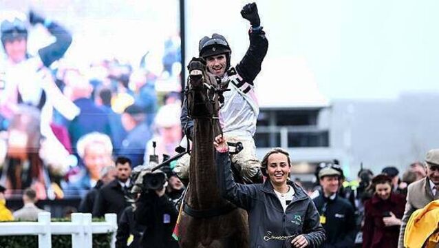 Cheltenham Day Three: Heart Wood wins the Ryanair chase