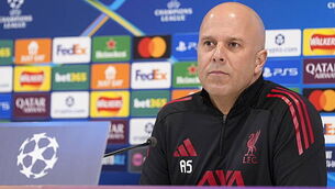 Chelsea modify pre-match huddle to not include the ball after weekend drama