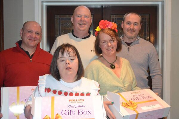 Laura and Aoife with golfers at the the scramble held at Roscommon Golf Club on St. Patrick’s Day in aid of Special Olympics Roscommon.