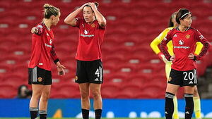 Man Utd concede late winner in five-goal first leg against Bayern Munich