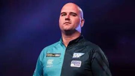 Former world darts champion in County Roscommon this weekend